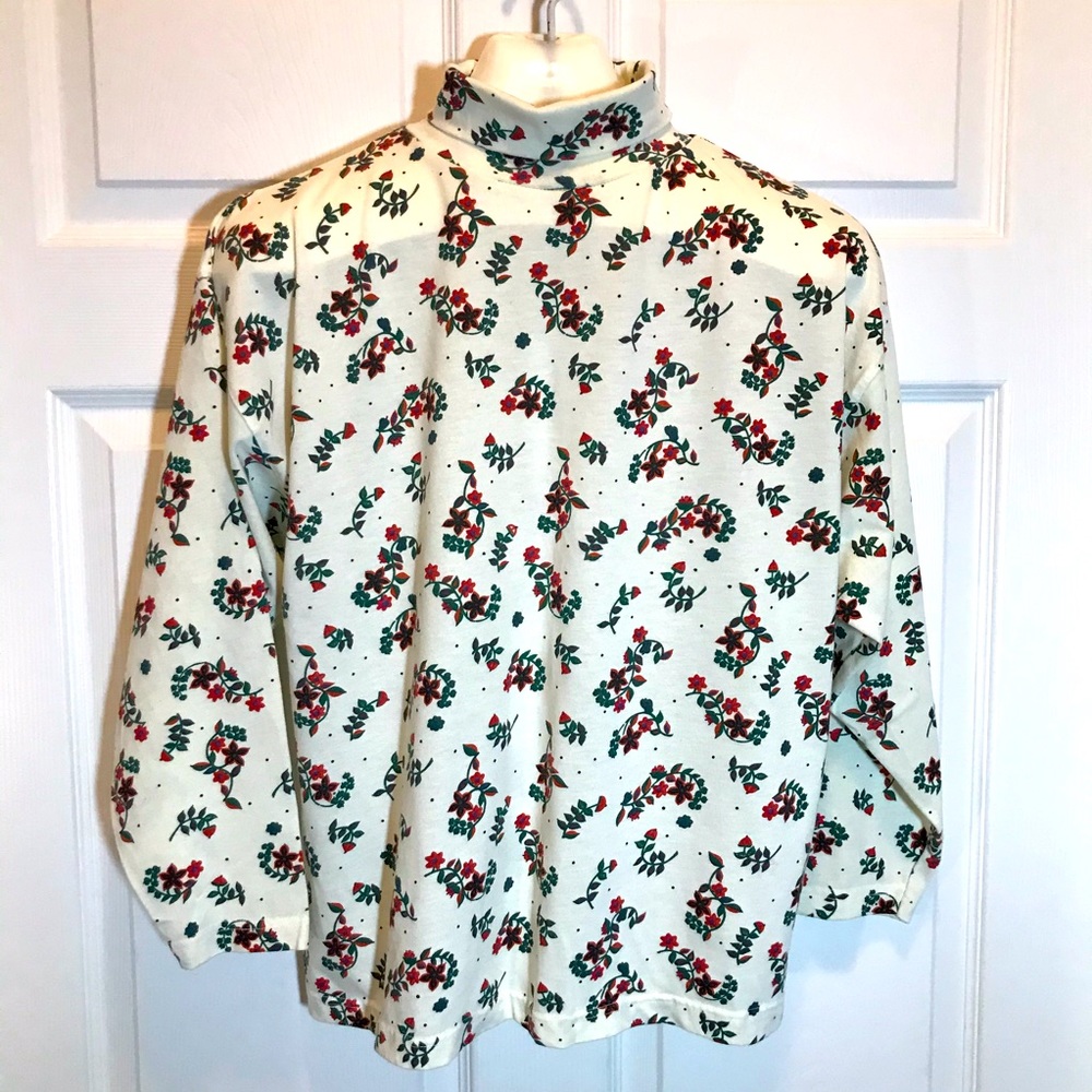Vintage 62 East Floral Turtleneck Top